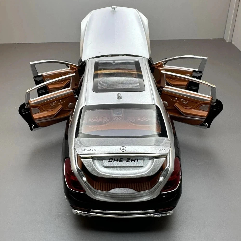 Mercedes-Maybach 2023 S600 Silver Black 1:24 – نموذج عرض معدني مصبوب، مصبوب.