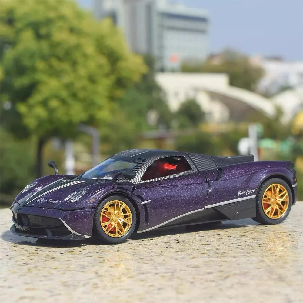 [TOY] 1:24 Pagani 2012 Huayra viola modellino di auto Die-Cast