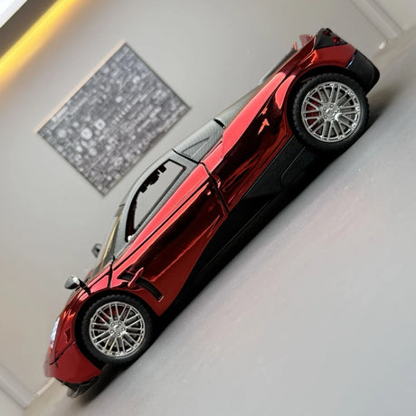 [TOY] 1:24 Pagani 2012 Huayra rosso modellino di auto Die-Cast