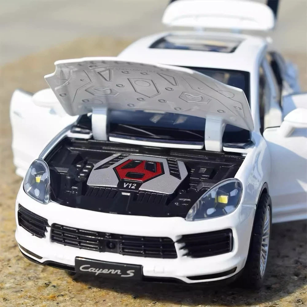 [TOY] 1:24 Porsche 2017 Cayenne S ホワイト モデルカー Die-Cast
