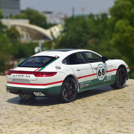 Porsche 2017 Panamera #68 1:24 model wyświetlacza odlewanego – widok 6