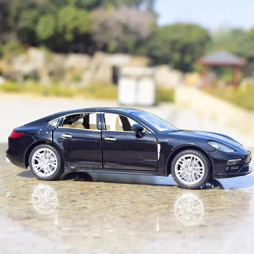 [TOY] 1:24 Porsche 2017 Panamera Black Model Car Die-Cast