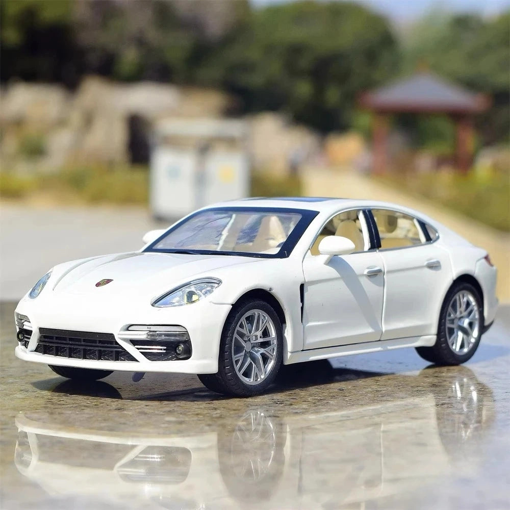 [TOY] 1:24 Porsche 2017 Panamera vit modellbil Die-Cast