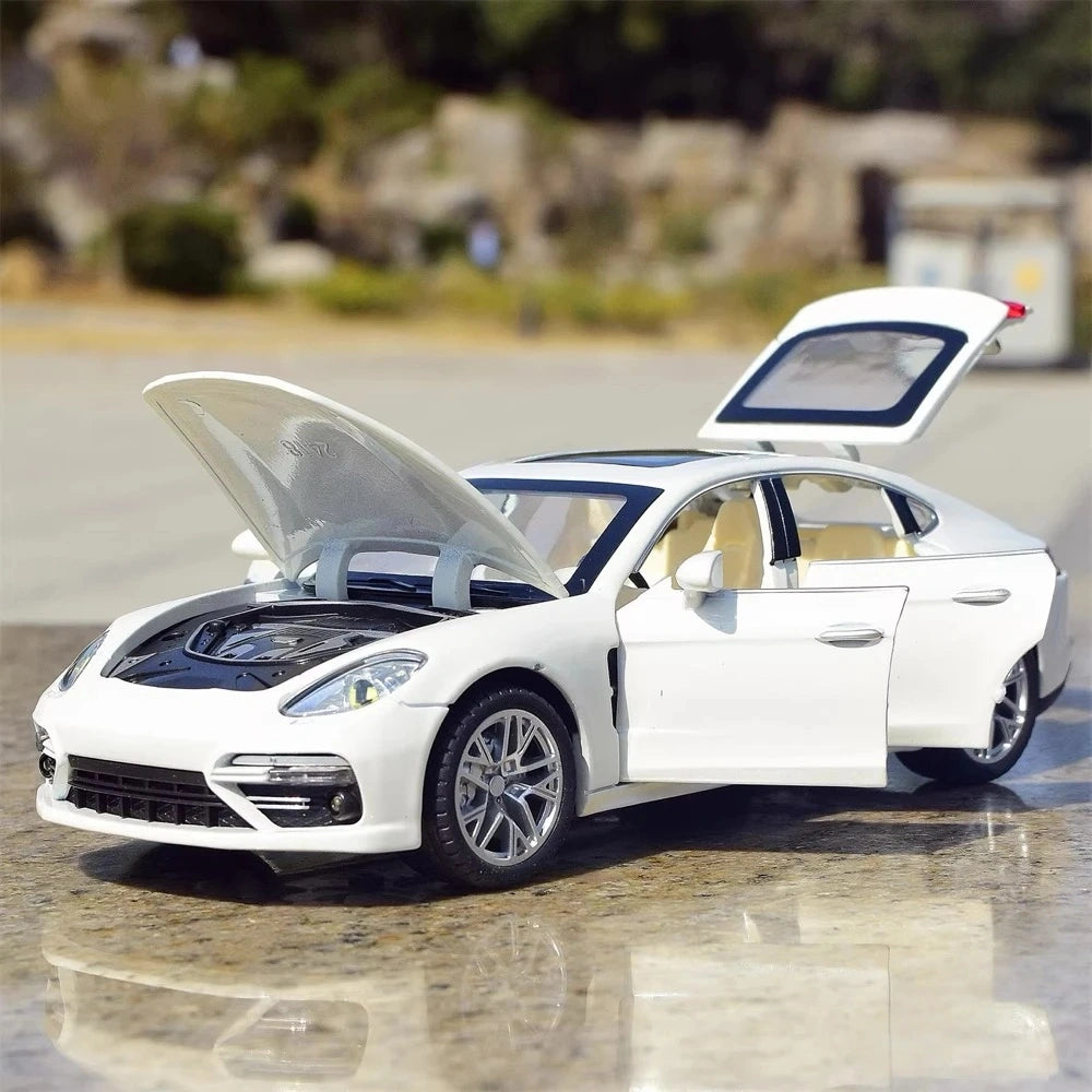 [TOY] 1:24 Porsche 2017 Panamera bianco modellino di auto Die-Cast