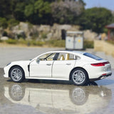 [TOY] 1:24 Porsche 2017 Panamera vit modellbil Die-Cast