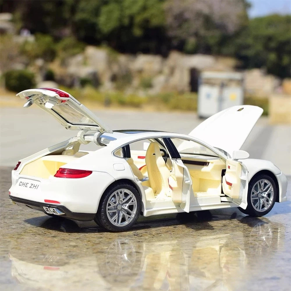 [TOY] 1:24 Porsche 2017 Panamera bianco modellino di auto Die-Cast
