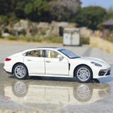 [TOY] 1:24 Porsche 2017 Panamera vit modellbil Die-Cast