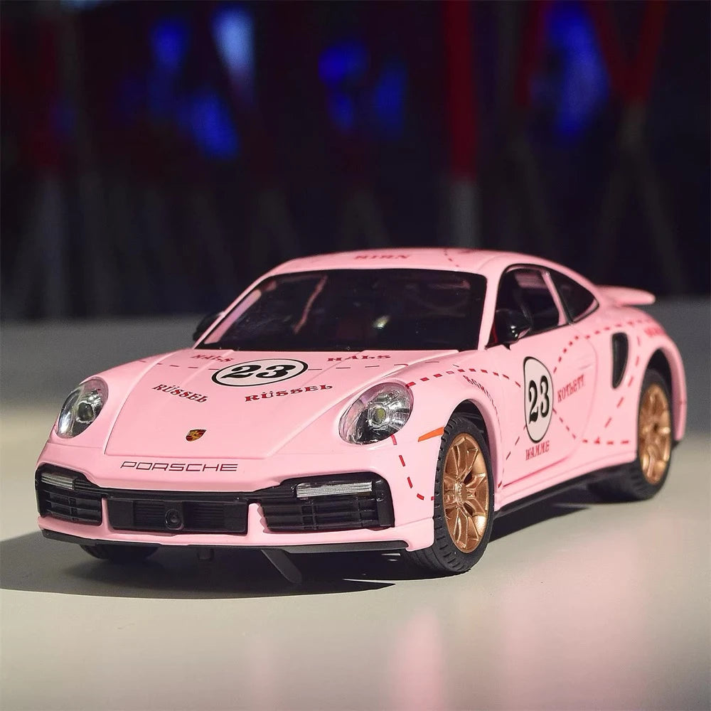 [TOY] 1:24 Porsche 2021 911 Turbo S rosa Pig modellino di auto Die-Cast