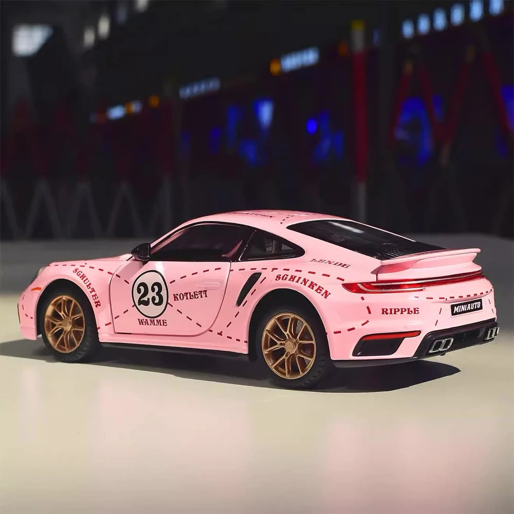 [TOY] 1:24 Porsche 2021 911 Turbo S rosa Pig modellino di auto Die-Cast