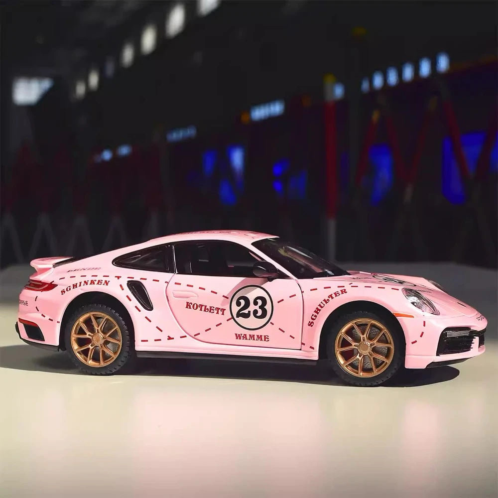 [TOY] 1:24 Porsche 2021 911 Turbo S rosa Pig modellino di auto Die-Cast