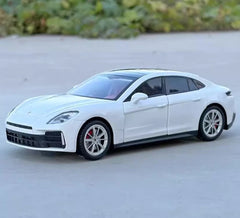 [TOY] 1:24 Porsche 2024 Panamera White Model Car Die-Cast