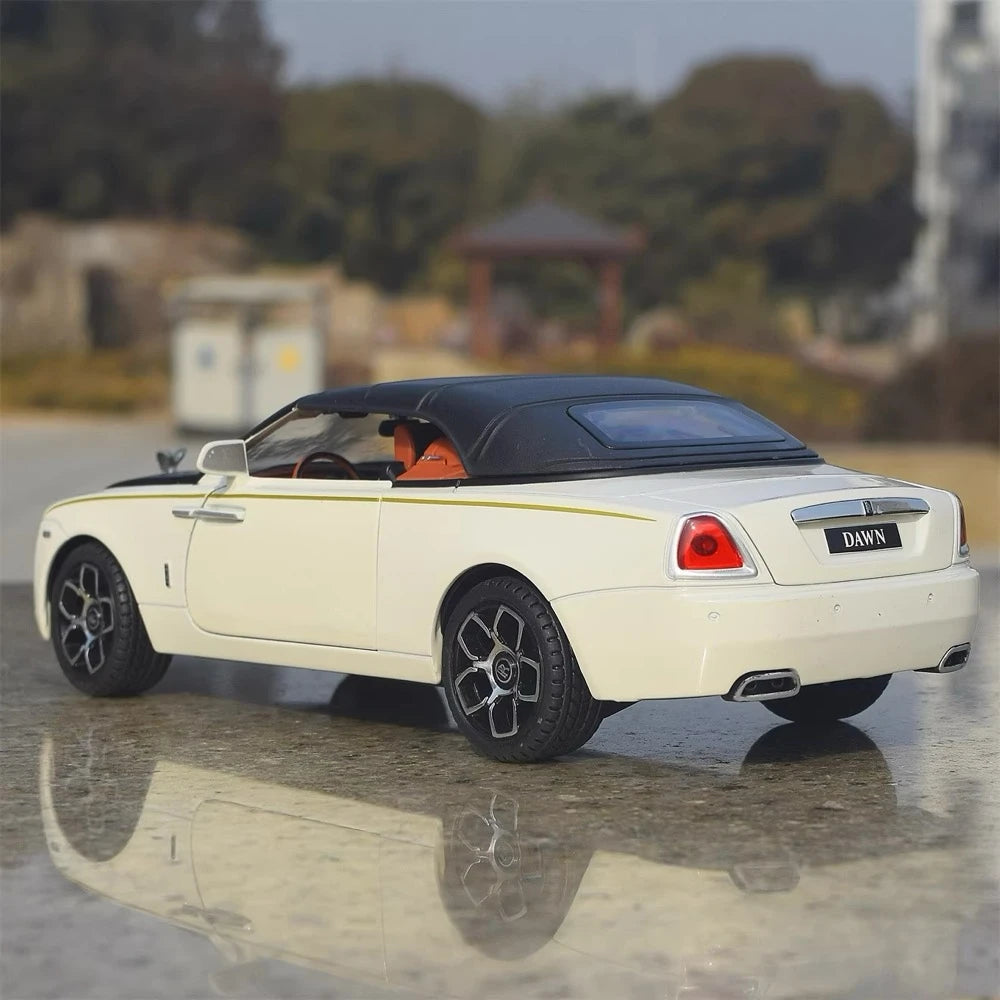 [TOY] 1:24 Rolls-Royce 2015 Dawn White Model Car Die-Cast