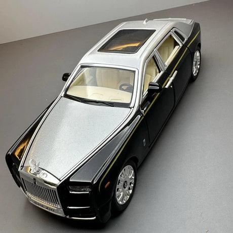 [TOY] 1:24 Rolls-Royce 2017 Phantom musta pienoismalli Die-Cast
