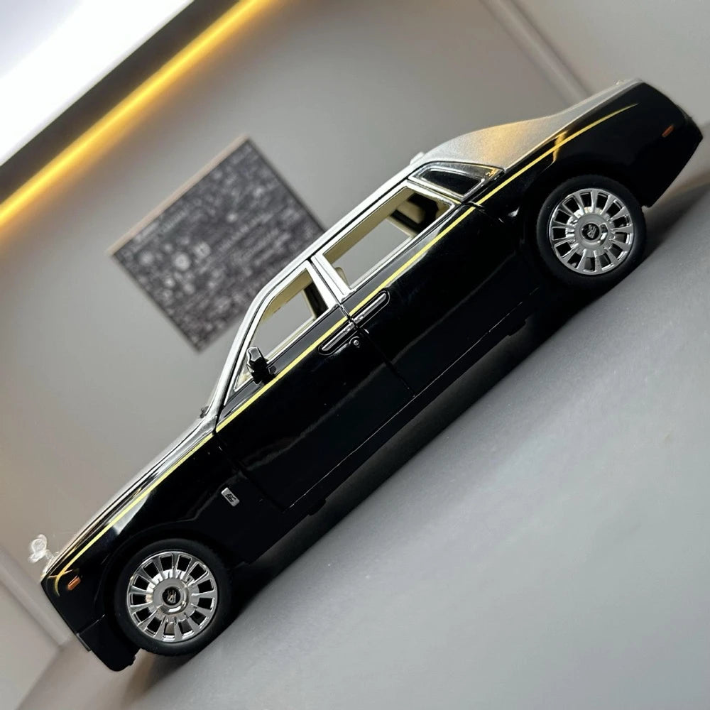 [TOY] 1:24 Rolls-Royce 2017 Phantom Black Model Car Die-Cast