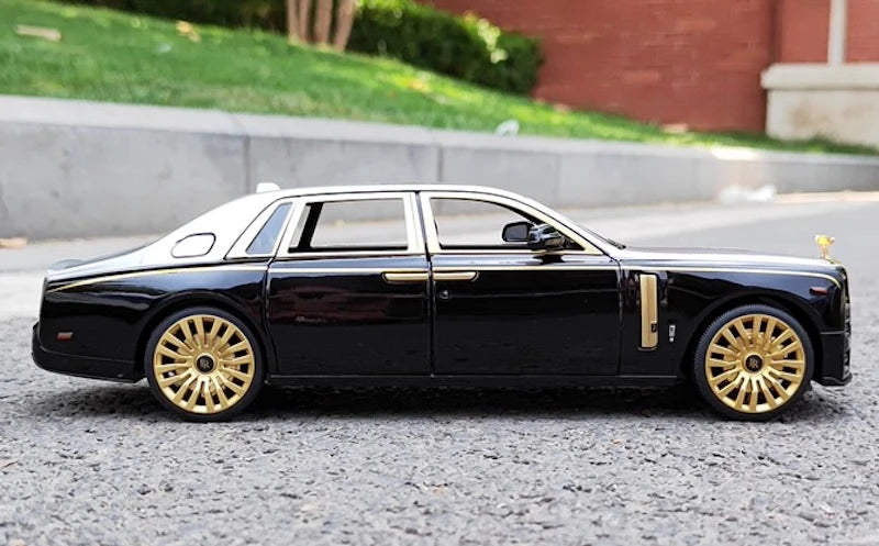 [TOY] 1:24 Rolls-Royce 2017 Phantom Mansory Black & Silver Model Car Die-Cast