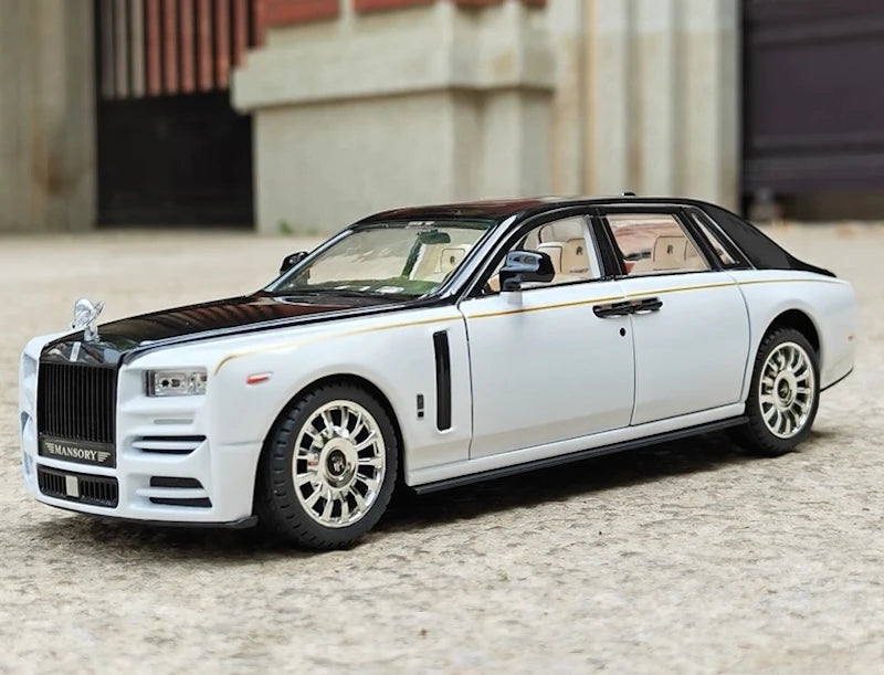 [TOY] 1:24 Rolls-Royce 2017 Phantom Mansory bianco & nero modellino di auto Die-Cast