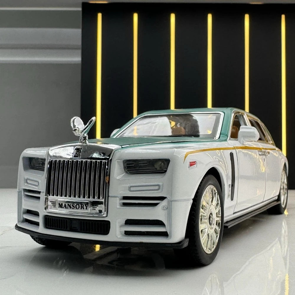 [TOY] 1:24 Rolls-Royce 2017 Phantom Mansory White & Green Model Car Die-Cast
