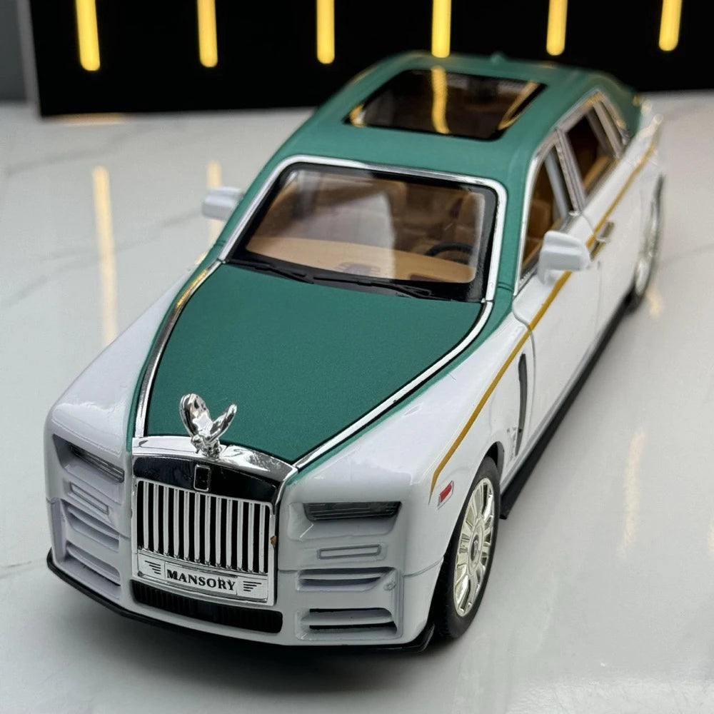 [TOY] 1:24 Rolls-Royce 2017 Phantom Mansory White & Green Model Car Die-Cast