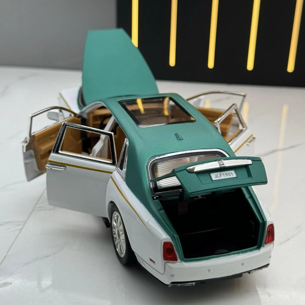 [TOY] 1:24 Rolls-Royce 2017 Phantom Mansory White & Green Model Car Die-Cast