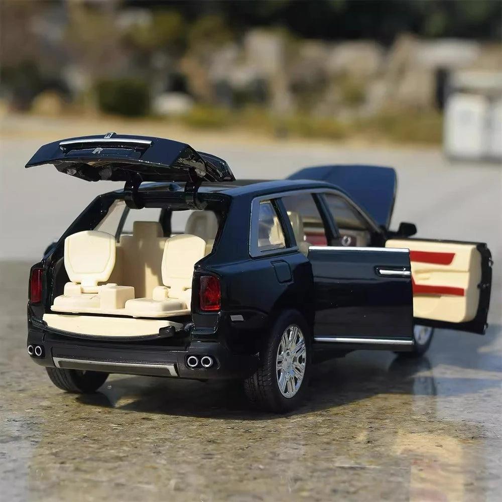[TOY] 1:24 Rolls-Royce 2018 Cullinan Black Model Car Die-Cast