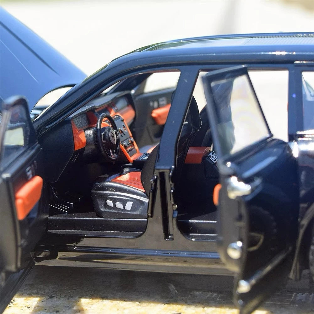 [TOY] 1:24 Rolls-Royce 2019 Cullinan Black Model Car Die-Cast