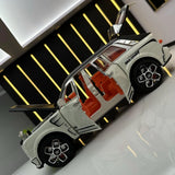 [TOY] 1:24 Rolls-Royce 2020 Cullinan Mansory wit & zwart modelauto Die-Cast