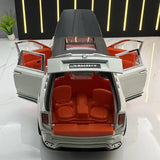 [TOY] 1:24 Rolls-Royce 2020 Cullinan Mansory wit & zwart modelauto Die-Cast
