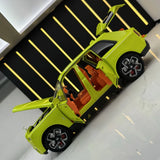 [TOY] 1:24 Rolls-Royce 2023 Cullinan Series II Green Model Car Die-Cast