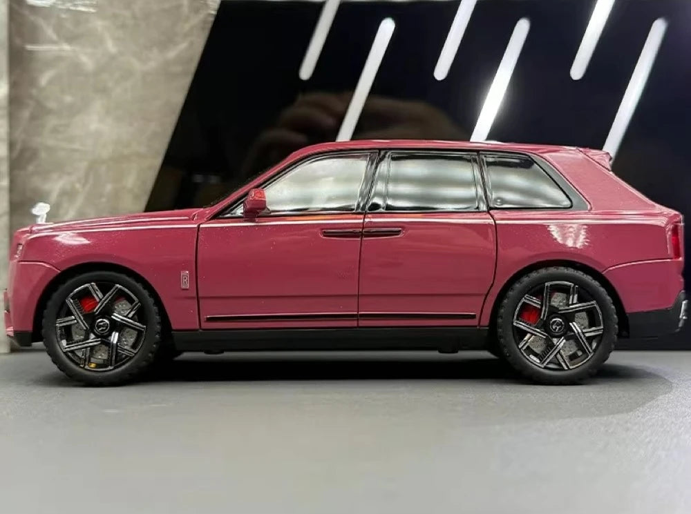 [TOY] 1:24 Rolls-Royce 2023 Cullinan Series II Pink Model Car Die-Cast
