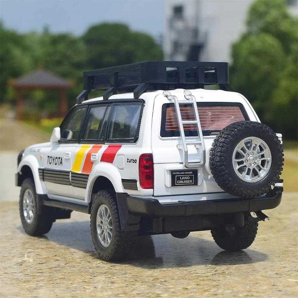 [TOY] 1:24 Toyota 1990 Land Cruiser LC80 White Model Car Die-Cast
