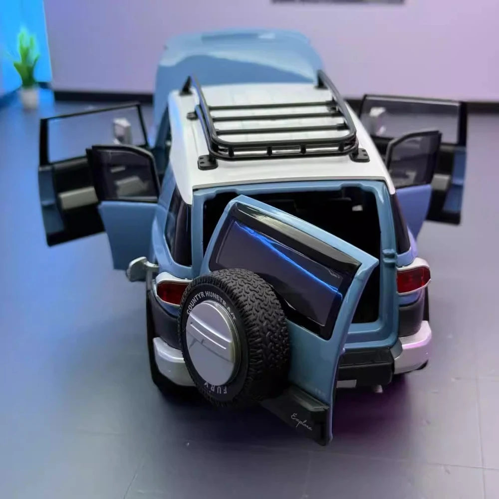 [TOY] 1:24 Toyota 2007 FJ Cruiser Blue Model Car Die-Cast