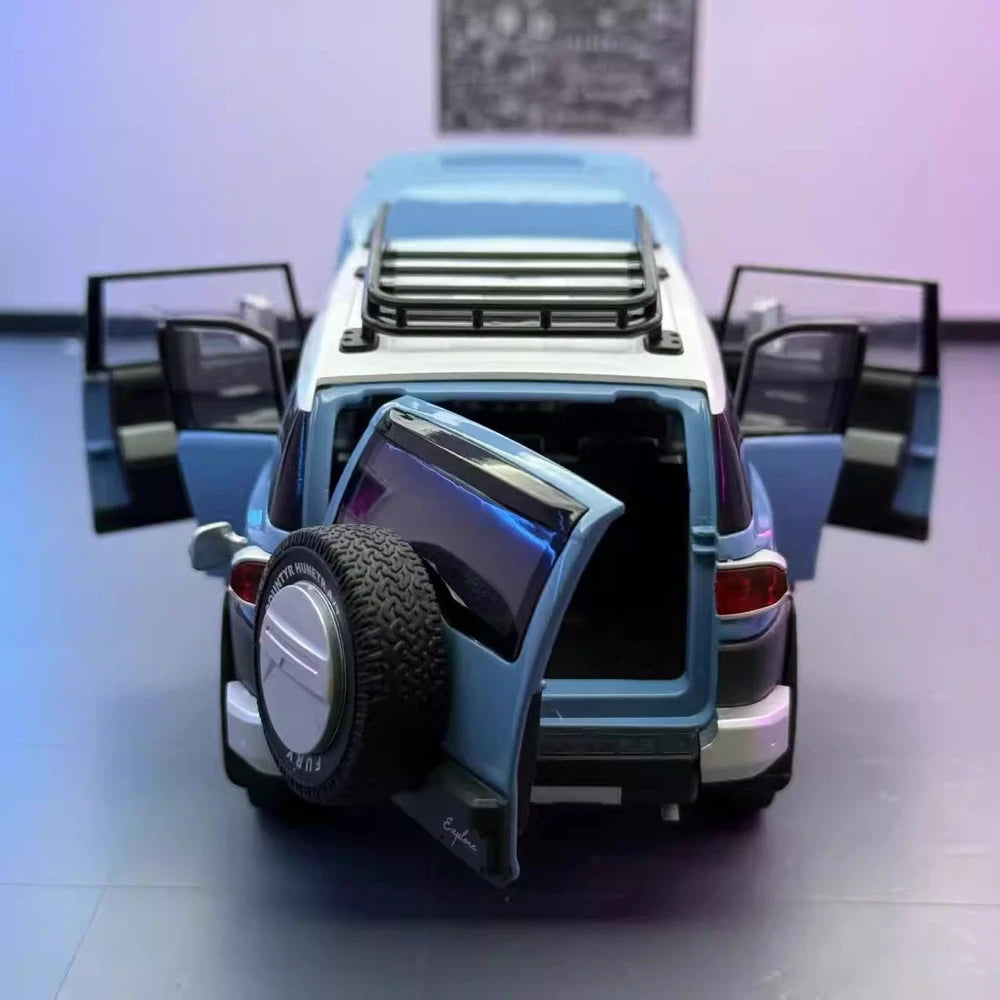 [TOY] 1:24 Toyota 2007 FJ Cruiser Blue Model Car Die-Cast