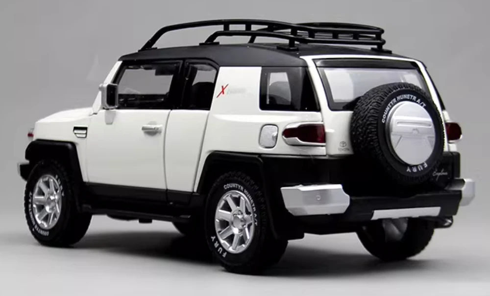 [TOY] 1:24 Toyota 2007 FJ Cruiser blanc voiture miniature Die-Cast