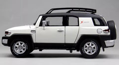 [TOY] 1:24 Toyota 2007 FJ Cruiser blanc voiture miniature Die-Cast