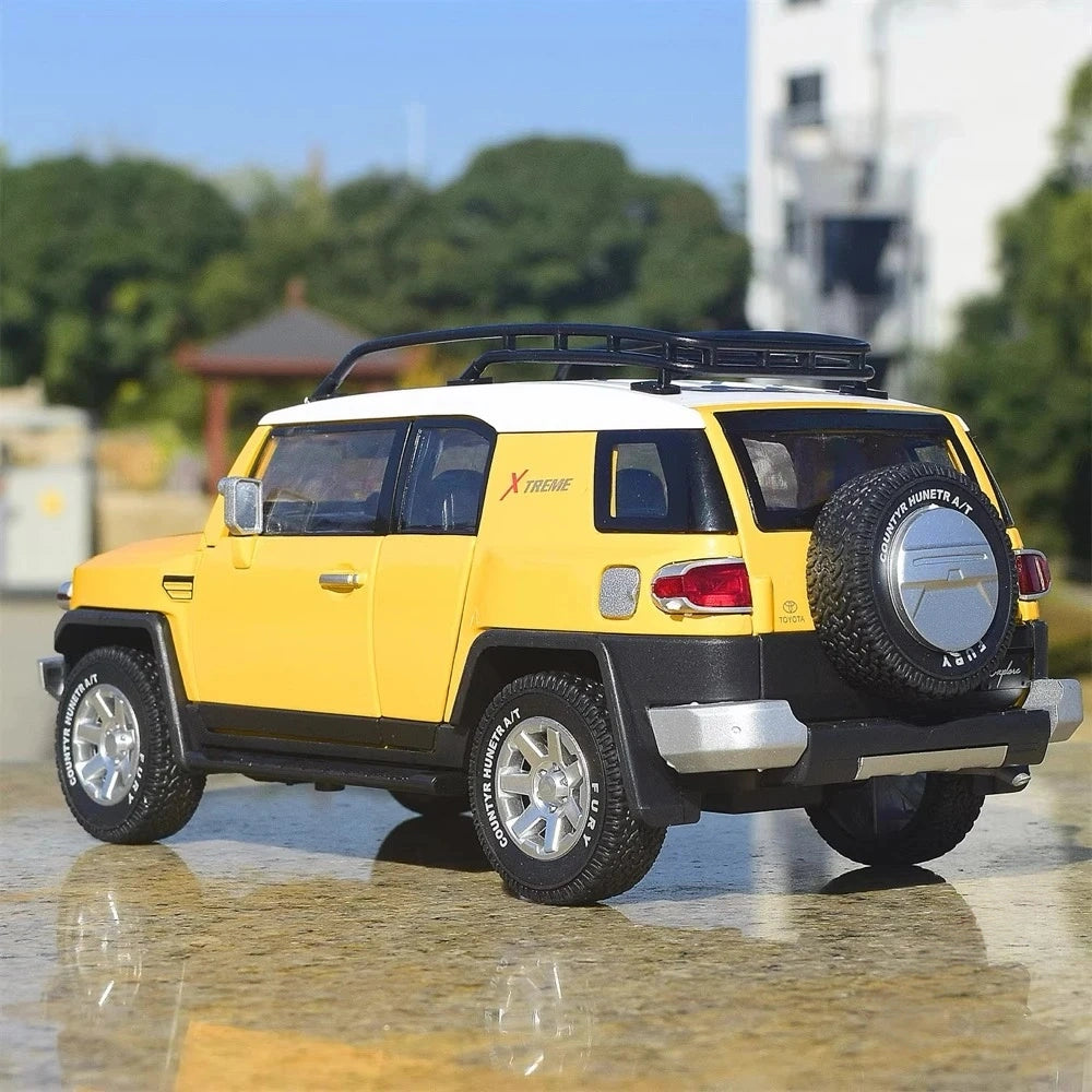[TOY] 1:24 Toyota 2007 FJ Cruiser Yellow Model Car Die-Cast
