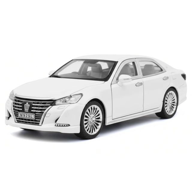 [TOY] 1:24 Toyota 2012 Crown S210 White Model Car Die-Cast