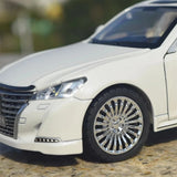 [TOY] 1:24 Toyota 2012 Crown S210 White Model Car Die-Cast