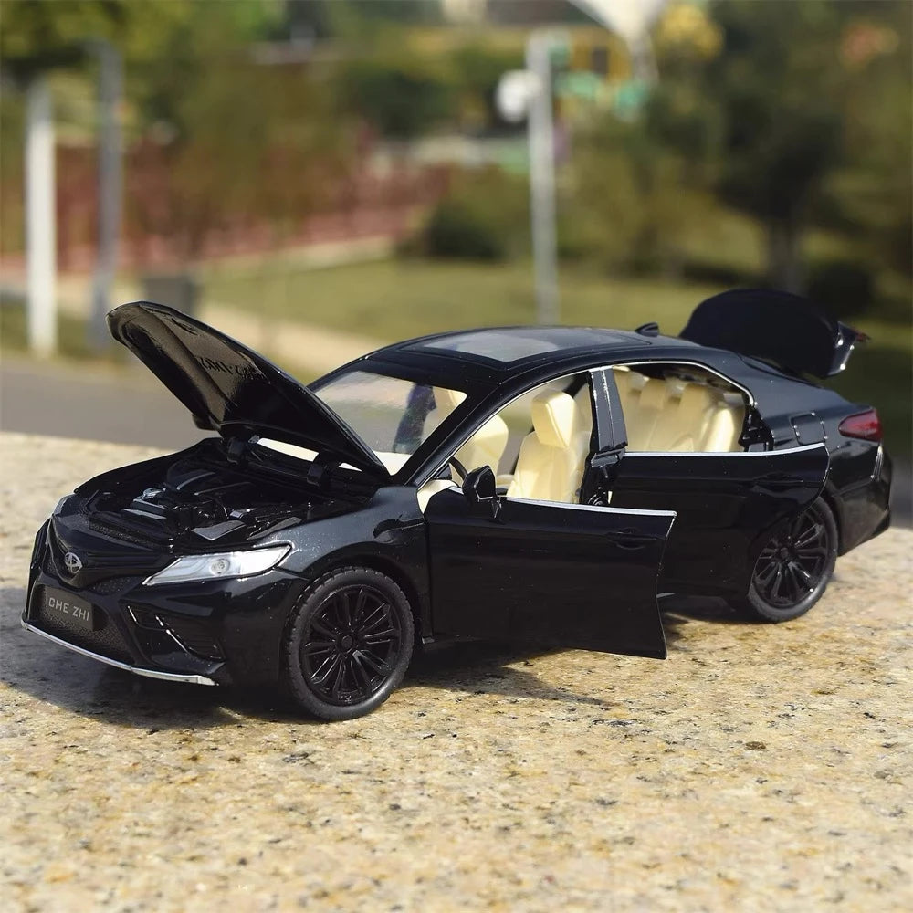 [TOY] 1:24 Toyota 2017 Camry XV70 Black Model Car Die-Cast