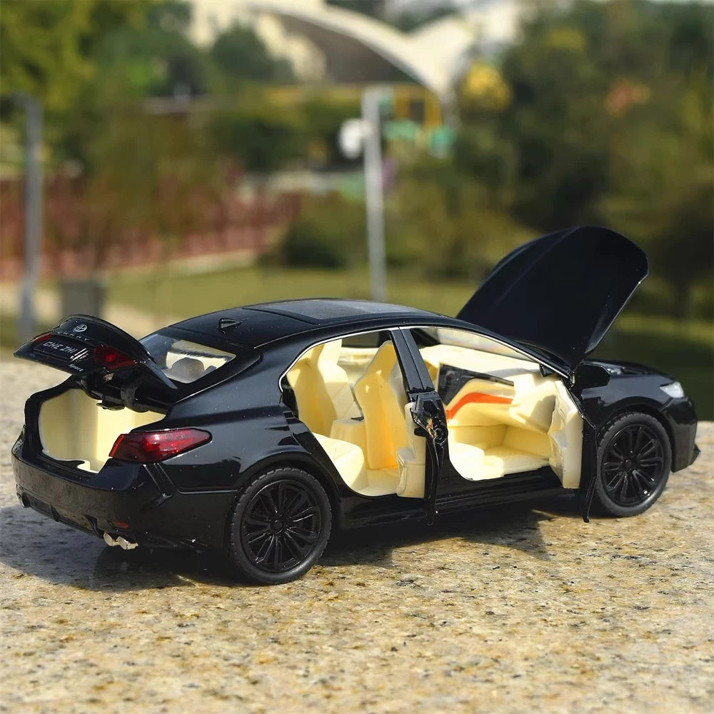 [TOY] 1:24 Toyota 2017 Camry XV70 Black Model Car Die-Cast