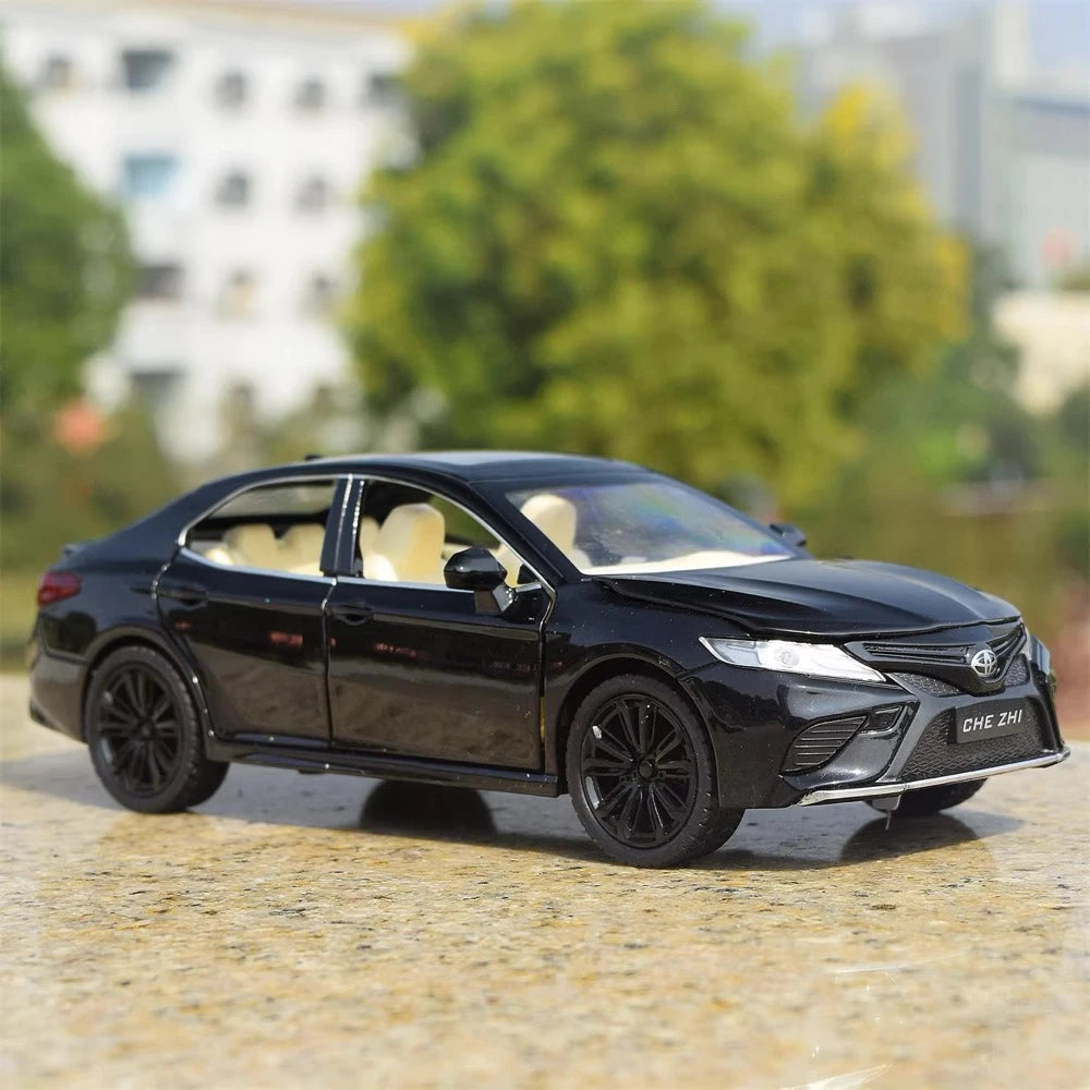 [TOY] 1:24 Toyota 2017 Camry XV70 Black Model Car Die-Cast