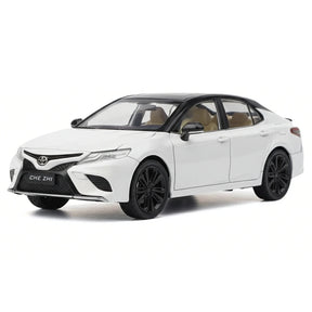 [TOY] 1:24 Toyota 2017 Camry XV70 White Model Car Die-Cast