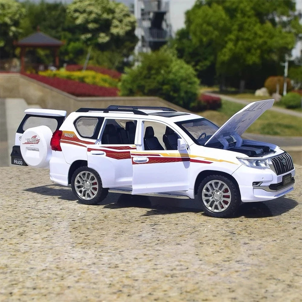 [TOY] 1:24 Toyota 2017 Land Cruiser Prado J150 White Model Car Die-Cast
