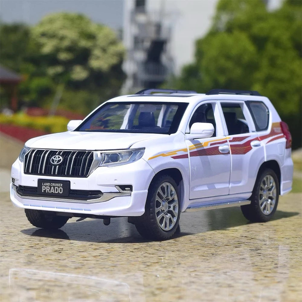 [TOY] 1:24 Toyota 2017 Land Cruiser Prado J150 White Model Car Die-Cast