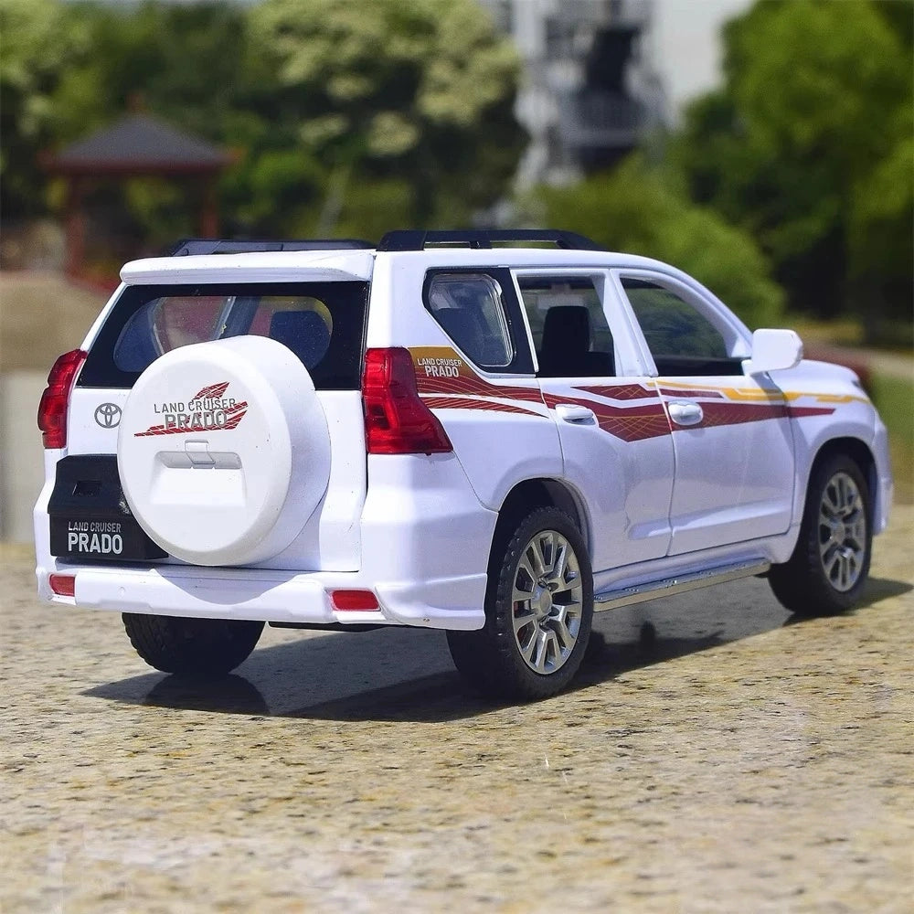 [TOY] 1:24 Toyota 2017 Land Cruiser Prado J150 White Model Car Die-Cast