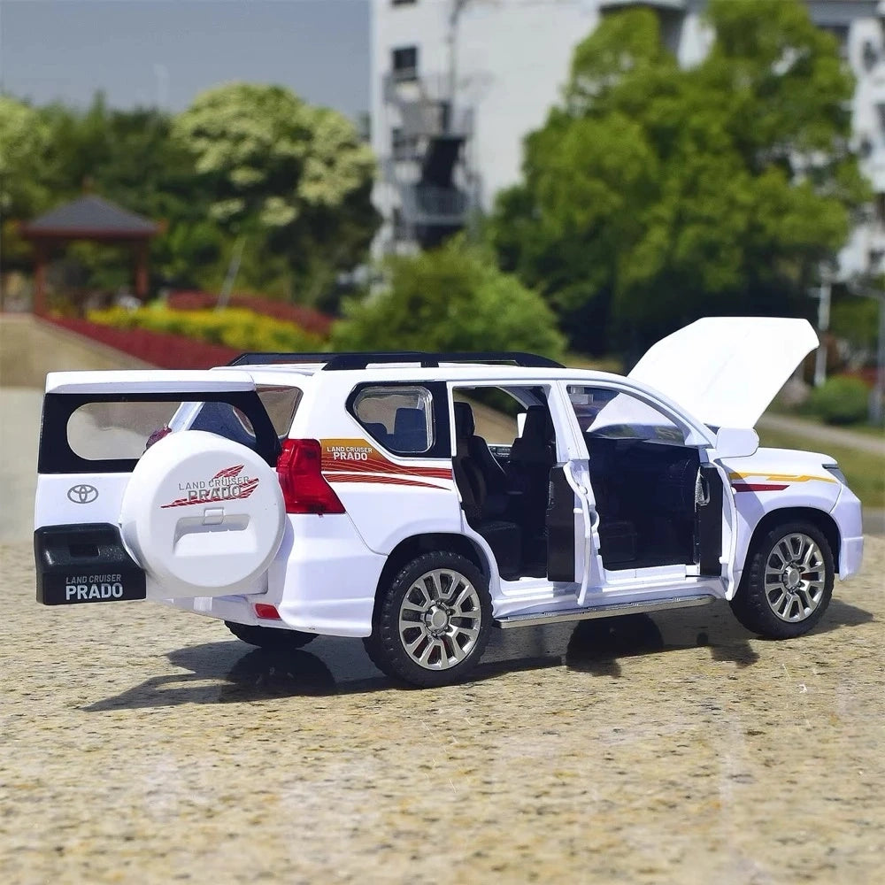 [TOY] 1:24 Toyota 2017 Land Cruiser Prado J150 White Model Car Die-Cast