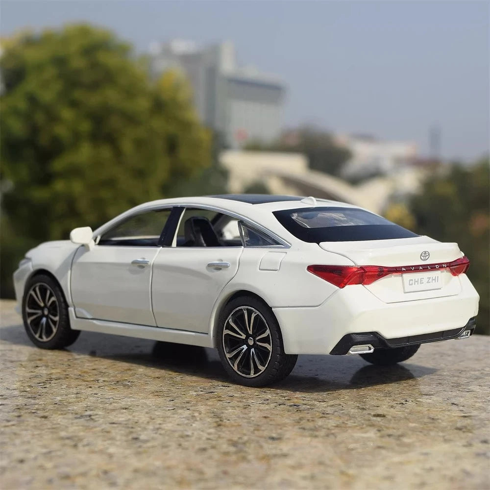 [TOY] 1:24 Toyota 2020 Avalon XX50 blanc voiture miniature Die-Cast