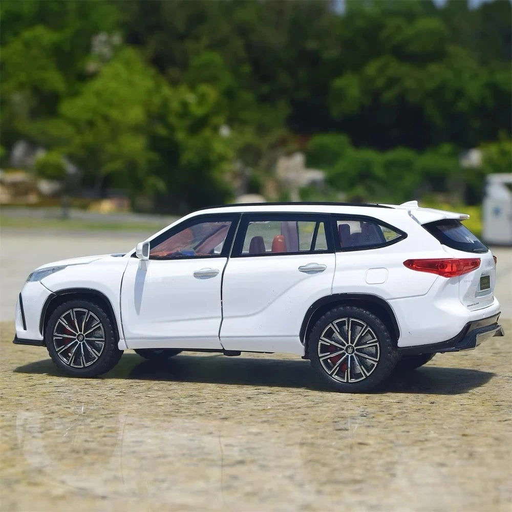 [TOY] 1:24 Toyota 2021 Crown Kluger XU70 blanc voiture miniature Die-Cast