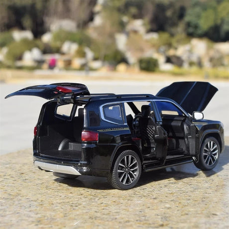 [TOY] 1:24 Toyota 2021 Land Cruiser GR sportiva nero modellino di auto Die-Cast