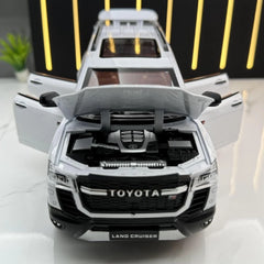 [TOY] 1:24 Toyota 2021 Land Cruiser GR Sport White Model Car Die-Cast