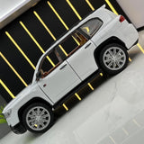 [TOY] 1:24 Toyota 2021 Land Cruiser GR Sport blanc voiture miniature Die-Cast